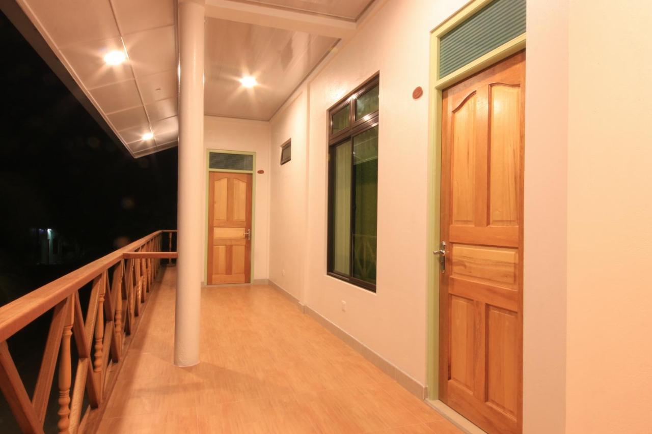 Shifa Lodge Maldives Feridhoo Room photo